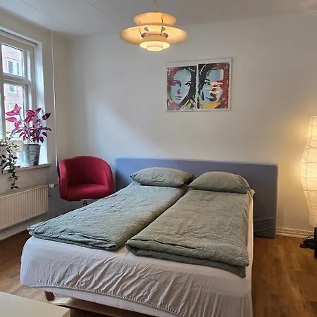 Townhouse In The Center Free Parking Aalborg