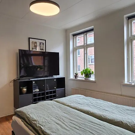 Townhouse In The Center Free Parking * Aalborg